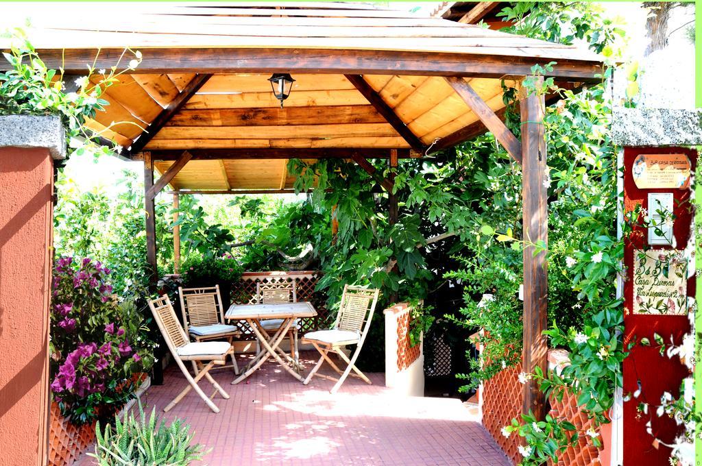 Taverna Derosas Apartment Golfo Aranci Exterior foto